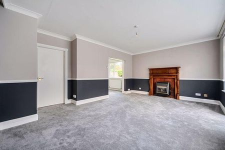 2 bedroom maisonette to rent - Photo 2