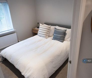 2 bedroom maisonette to rent - Photo 6