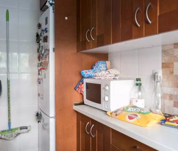 Room in a shared 2-bedroom apartment for rent in Palomeras Sureste,... - Foto 3