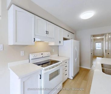 32 KELSO CRESCENT - Photo 6