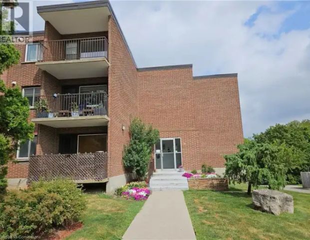 4 AVALON Place Unit# 102 | 4 AVALON Place Unit# 102, Kitchener - Photo 1