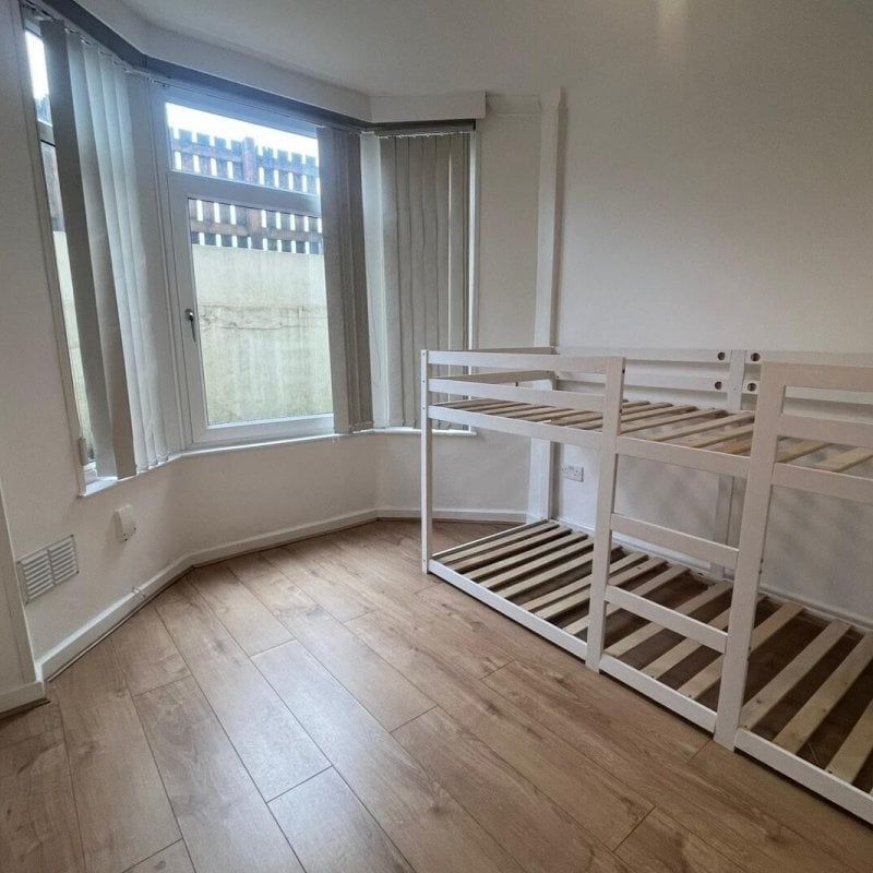 Cowbridge Road East, Cardiff - Photo 1