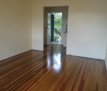 3/81 Peach Street, Greenslopes, QLD, 4120 - Photo 3