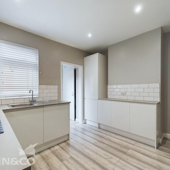 2 bedroom terraced house to rent - Photo 1