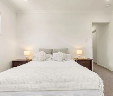 Massive 'End Position' 4-bedroom Townhouse in Everton Park - Photo 4