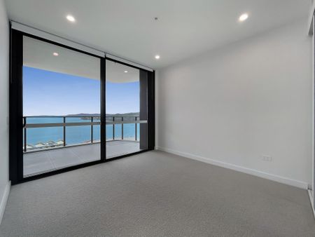 Modern & Minimal - Photo 4