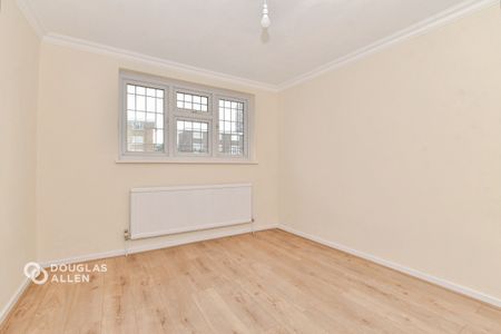 4 bedroom terraced house to rent - Photo 4