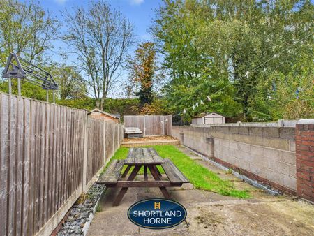 2 bedroom terraced house to rent - Photo 3