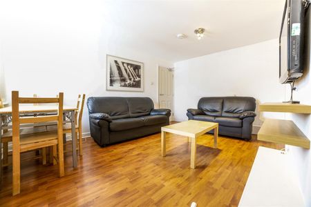 6 bed maisonette to rent in Goldspink Lane, Sandyford, NE2 - Photo 5