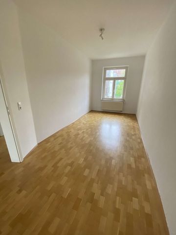 **MODERNE LICHTDURCHFLUTETE 2-RWG**ALTBAUCHARME, TAGESLICHTBAD, BALKON**WE 09*** - Photo 2