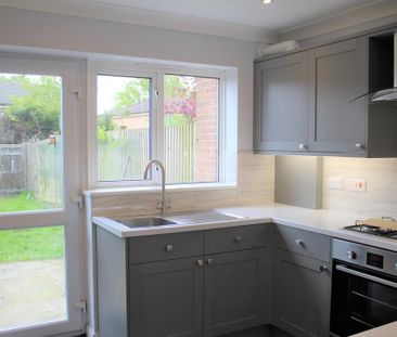 2 bedroom terraced house to rent - Photo 3