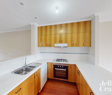 194 Wiltshire Drive, Kew - Photo 4