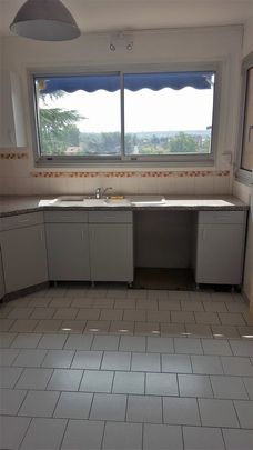 Location Appartement 3 pièces 64m² SUCY EN BRIE 94370 - Photo 1
