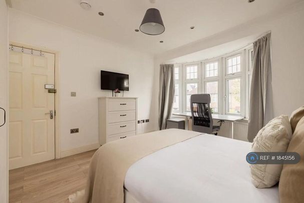 4 bedroom maisonette to rent - Photo 1