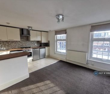 1 bedroom flat to rent - Photo 4