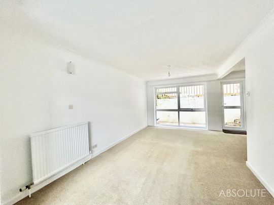 3 bedroom townhouse to rent - Photo 1