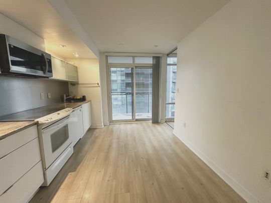 For Lease - 4K Spadina Avenue Unit# 829, Toronto, Ontario - Photo 1