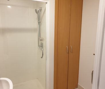 Well Presented 2 Bedroom Apartment - Photo 6