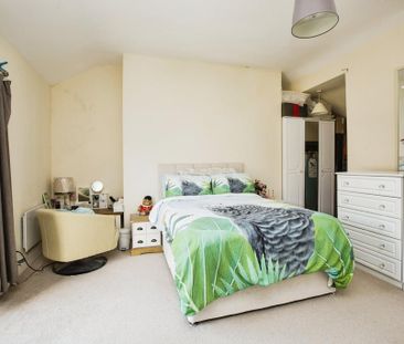 3 bedroom apartment to rent - Photo 3