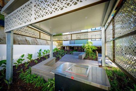 Pet friendly Unfurnished 2 bed, 2 bath, 1 carpark - Photo 5