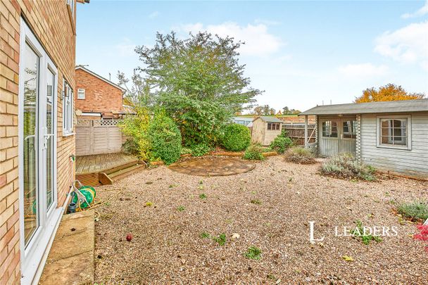 4 bedroom house to rent Stewarts Way, Manuden, Bishop's Stortford, Essex, CM23 - Photo 1