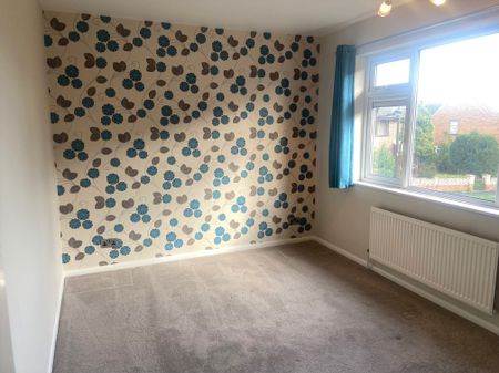 Queens Crescent, Doncaster, Bawtry - Photo 2