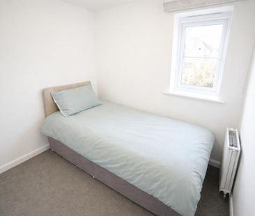 3 bedroom House To Let Total Size: 958 SQ FT - Photo 4