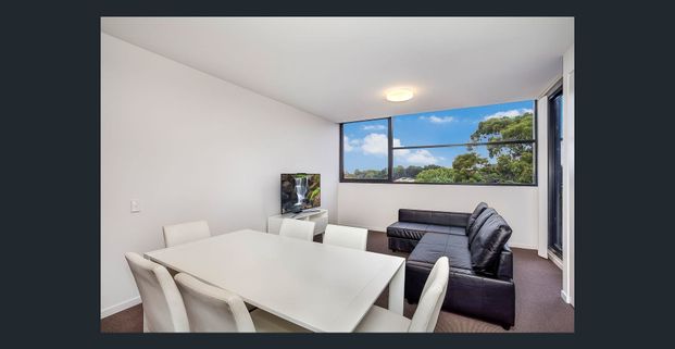 Modern 2 bedroom apartment in the heart of West Ryde - Photo 1