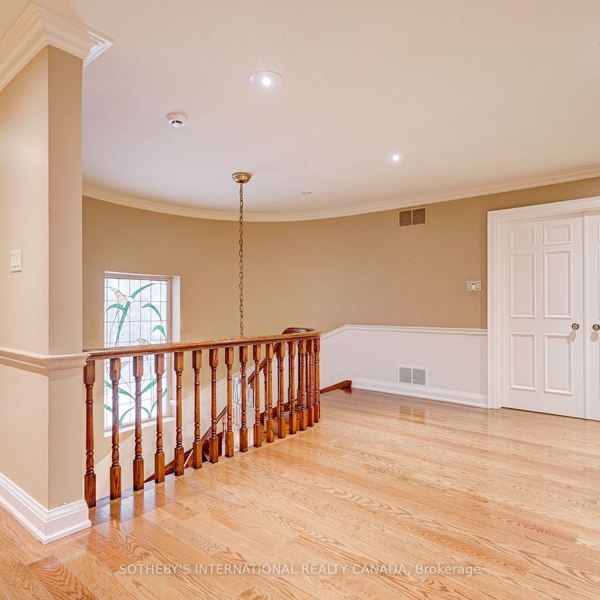 For Lease - 27 Junewood Crescent, Toronto, Ontario - Photo 1