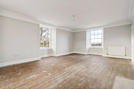 7 bedroom detached house to rent - Photo 2