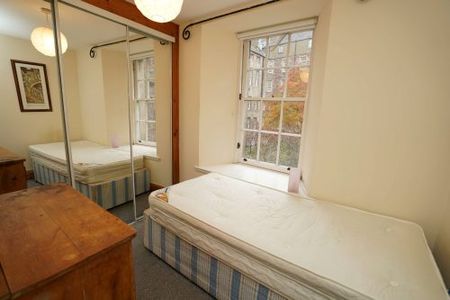 James Court, Old Town, Edinburgh - Photo 5