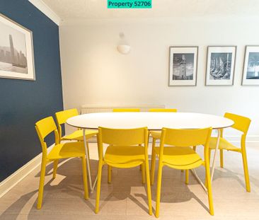 6 bedroom detached house to rent - Photo 4