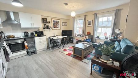 1 bedroom flat to rent - Photo 4