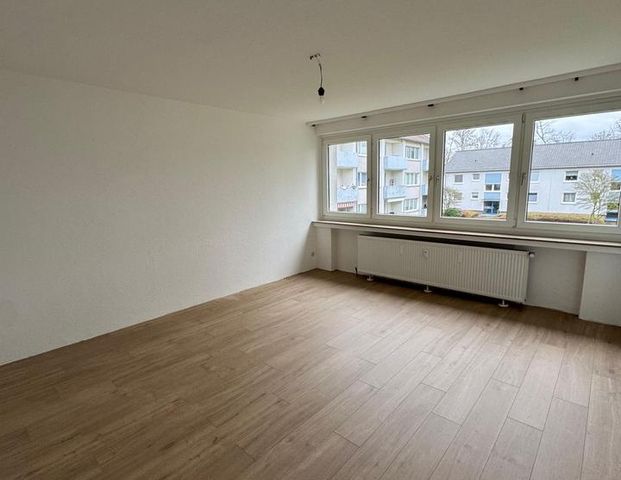 Sanierte 2-Zimmer-Wohnung mit Balkon und EBK in Peine - Foto 1