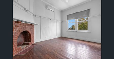 Classic Charm and Character - Photo 4