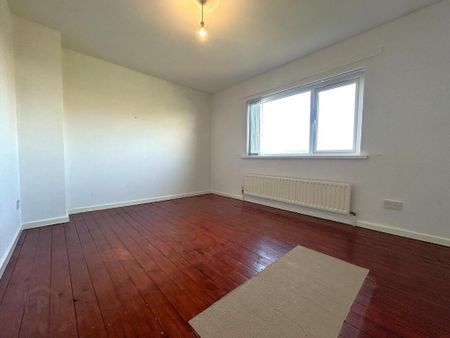 11 Woodgreen, Antrim, BT41 1NN - Photo 2