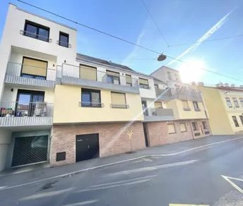 WARMMIETE - Goldener Hirsch - Stilvolle 3-Zimmer-Wohnung mit Balkon und TRAUMTERRASSE - Photo 3