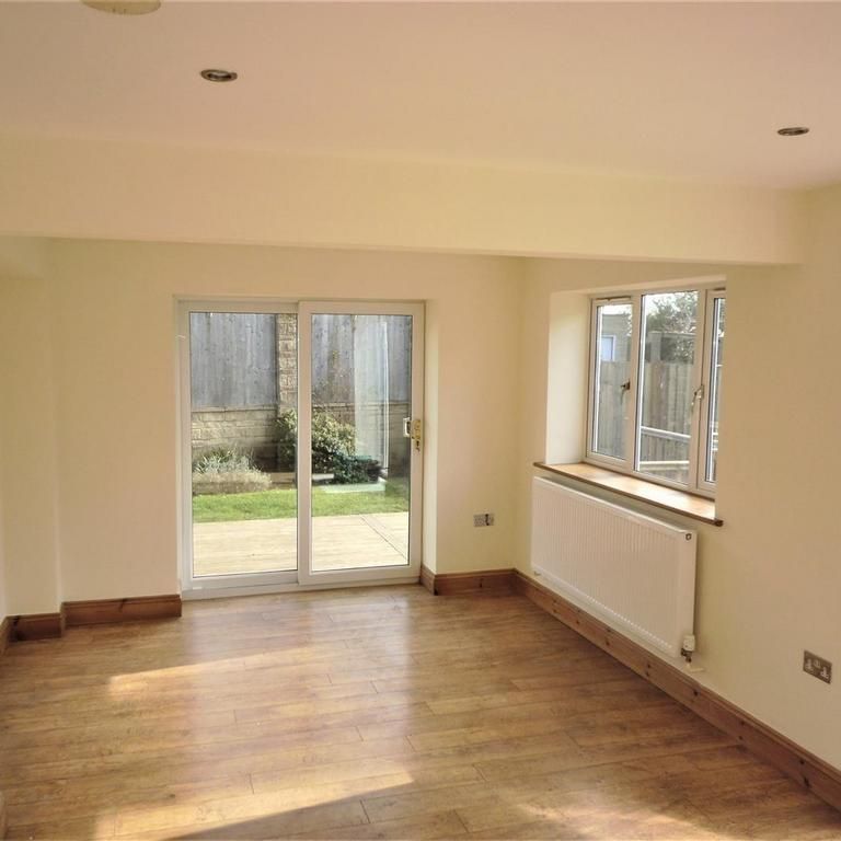 1 bedroom semi-detached house to rent - Photo 1