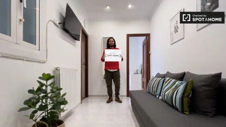 Piso de alquiler en Sagrada Família - Foto 3