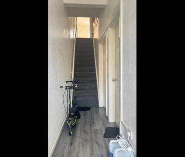 4 Bed Terraced House, William Street, CH44 - Photo 4