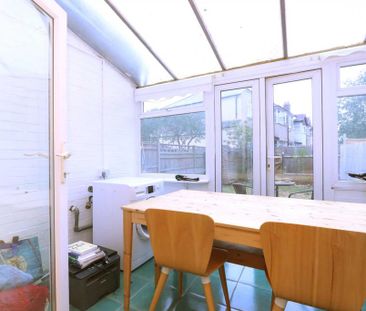 3 bedroom terraced house to rent - Photo 6