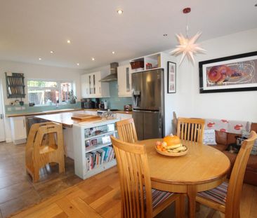 4 bedroom House To Let Total Size: 1701 SQ FT - Photo 6