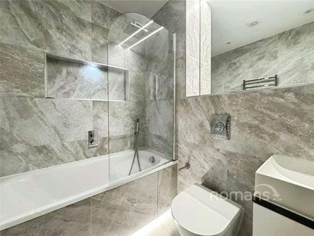 Shoppenhangers Road, Maidenhead, Berkshire, SL6 - Photo 5