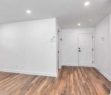 5050 Boul. Notre Dame, Laval (Chomedey), QC H7W - Photo 2