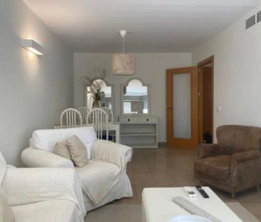 Apartamento en alquiler en Plaça Dels Patins - Photo 2