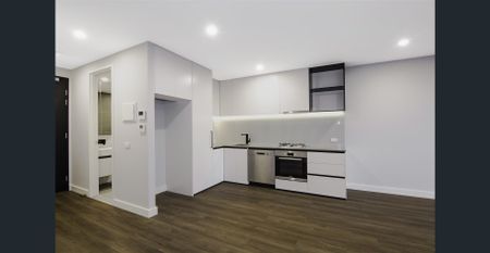 Two bedroom two bath home in Blackburn - Photo 4