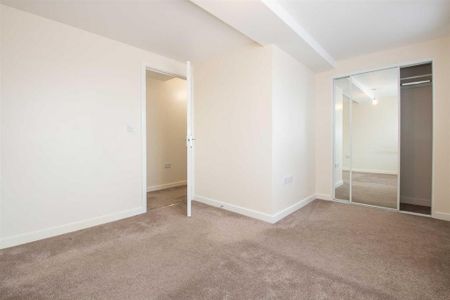 3 bedroom townhouse to rent - Photo 3