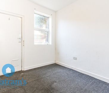 3 bed Ground Floor Flat for Rent - Photo 6