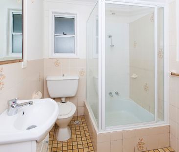 Convenience Meets Comfort In This Family-friendly Home - Photo 4