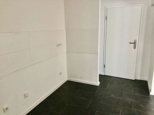 Apartment mit großem Balkon in der Fußgängerzone. - Foto 1